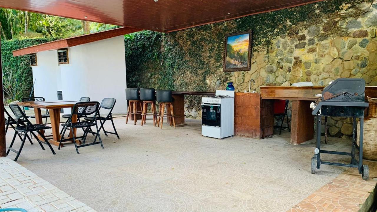 אומואה Plasencia Estate מראה חיצוני תמונה