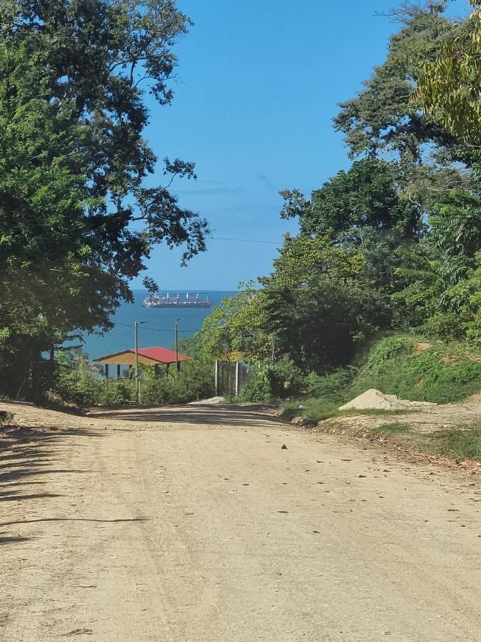 אומואה Plasencia Estate מראה חיצוני תמונה